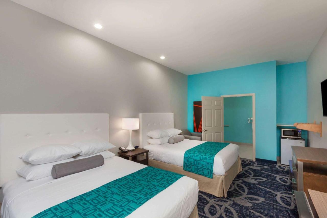 Americas Best Value Inn Houston Willowbrook Exteriör bild