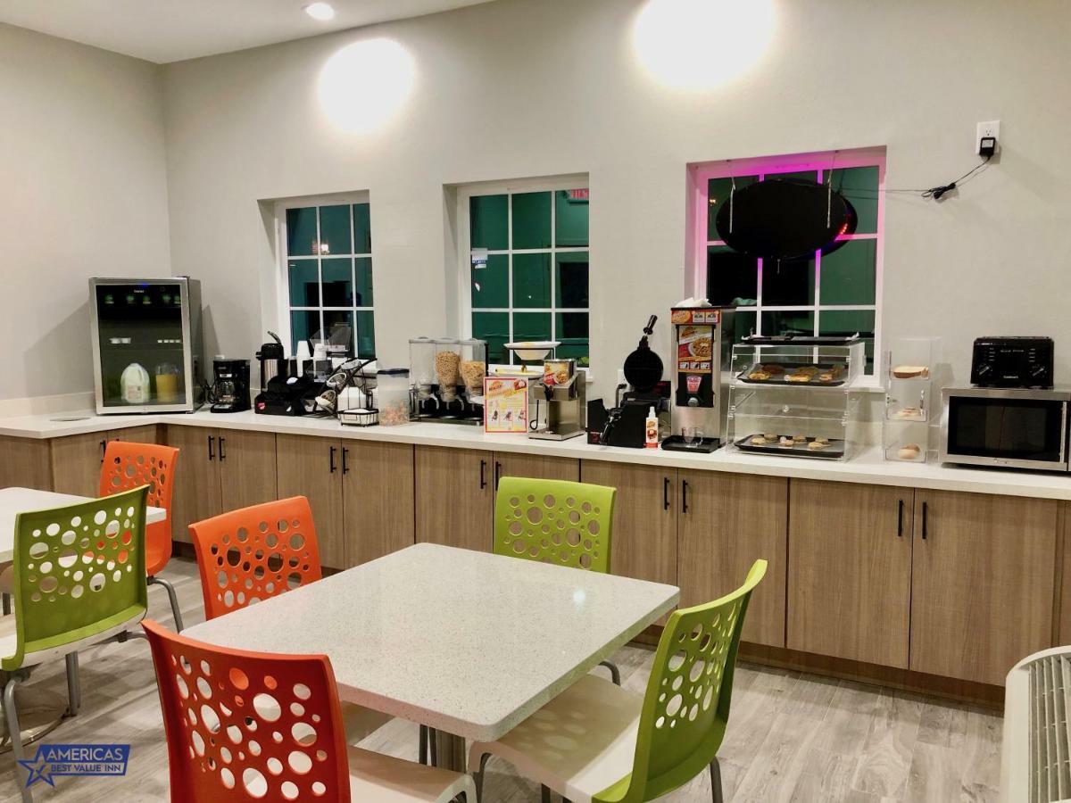 Americas Best Value Inn Houston Willowbrook Exteriör bild